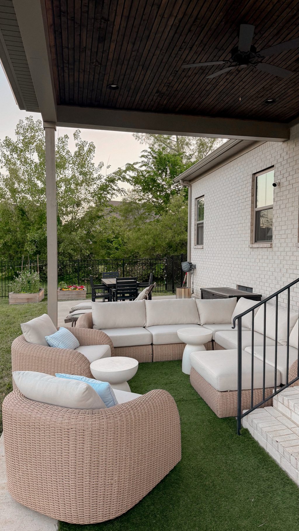 neutral outdoor patio furniture inspiration for spring